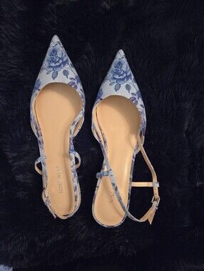 Nine West Blue Floral Pointed-Toe Slingbacks